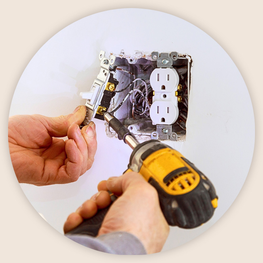 Electrical outlet installation